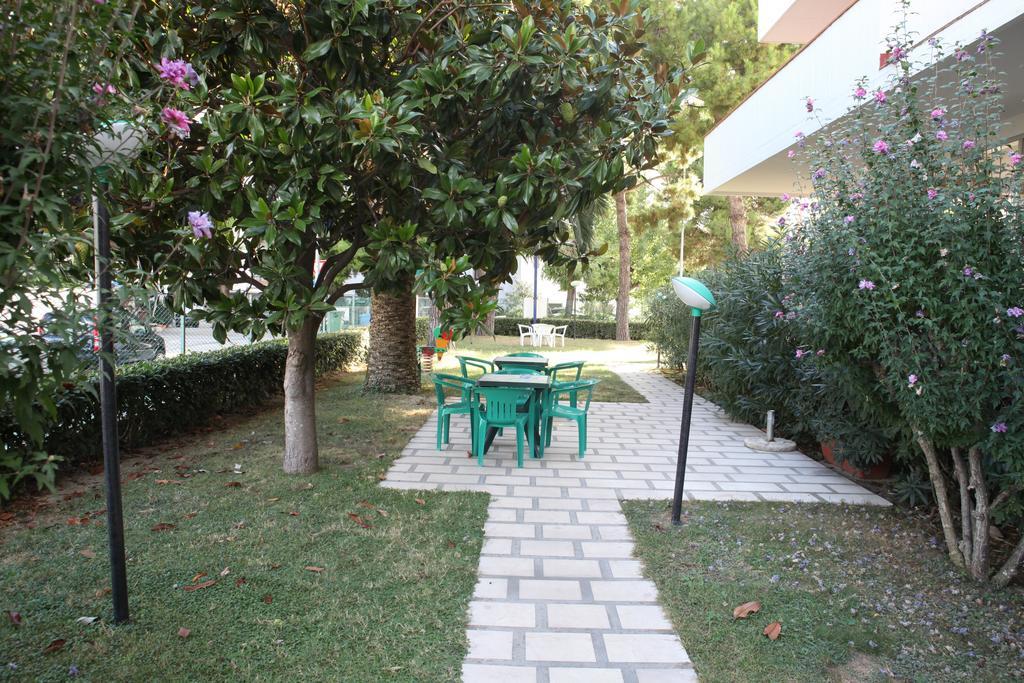 Hotel Blumen San Benedetto del Tronto Dış mekan fotoğraf