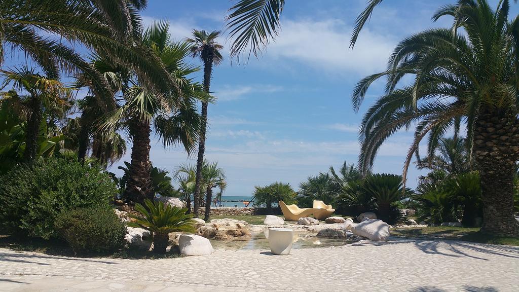 Hotel Blumen San Benedetto del Tronto Dış mekan fotoğraf