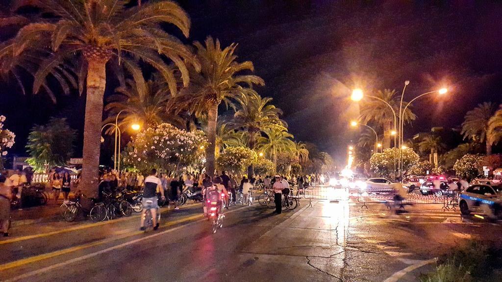Hotel Blumen San Benedetto del Tronto Dış mekan fotoğraf