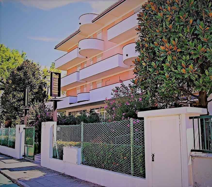 Hotel Blumen San Benedetto del Tronto Dış mekan fotoğraf