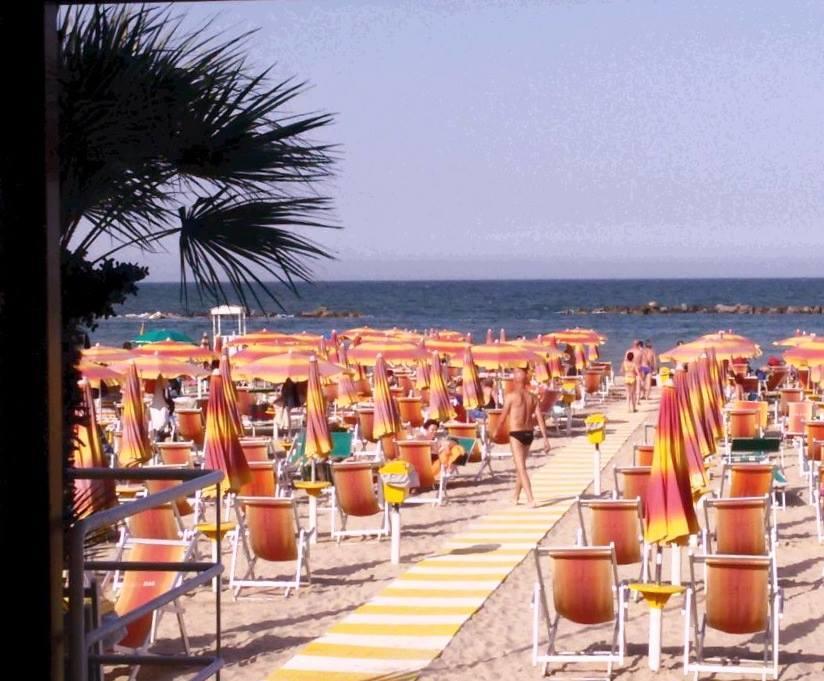 Hotel Blumen San Benedetto del Tronto Dış mekan fotoğraf