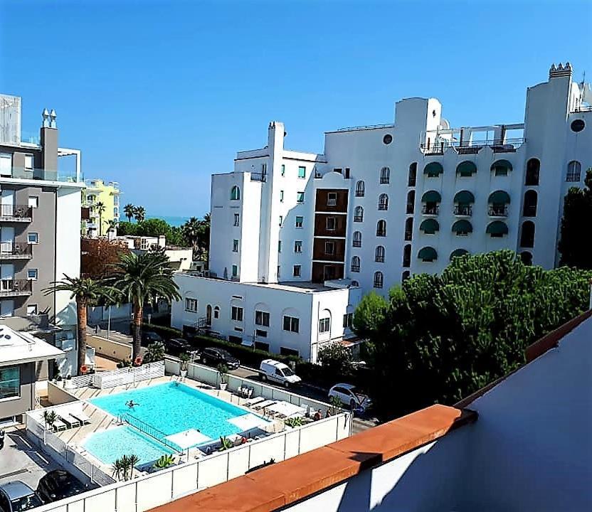 Hotel Blumen San Benedetto del Tronto Dış mekan fotoğraf